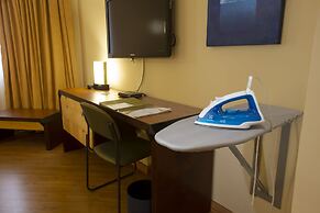 Golden Tower Pinheiros by Fênix Hotéis