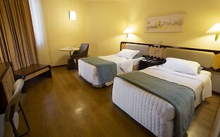 Golden Tower Pinheiros by Fênix Hotéis