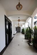 Casa Bonita Hotel + Cocina