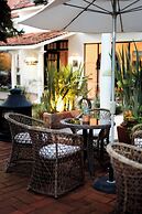 Casa Bonita Hotel + Cocina