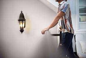 Casa Bonita Hotel + Cocina