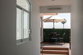 Casa Bonita Hotel + Cocina