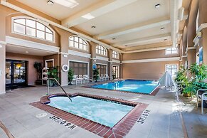 Comfort Inn & Suites Airport - American Way