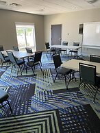 Holiday Inn Express Hotel & Suites Auburn - University Area by IHG