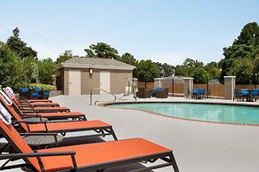 Holiday Inn Express Hotel & Suites Auburn - University Area by IHG