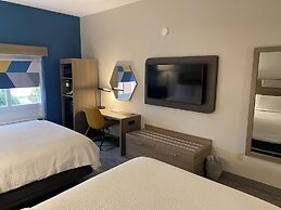 Holiday Inn Express Hotel & Suites Cullman by IHG