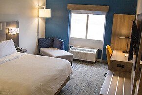 Holiday Inn Express Hotel & Suites Cullman by IHG