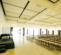 Gran Plaza Hotel & Convention Center