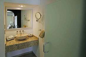 Gran Plaza Hotel & Convention Center