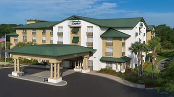 Holiday Inn Express Bluffton at Hilton Head Area by IHG