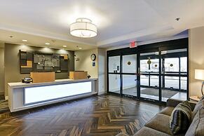 Holiday Inn Express & Suites New Berlin by IHG