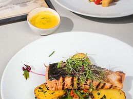 Mövenpick Hotel Beirut