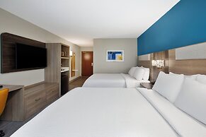 Holiday Inn Express Hotel & Suites Grand Rapids-North by IHG