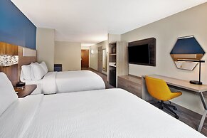 Holiday Inn Express Hotel & Suites Grand Rapids-North by IHG