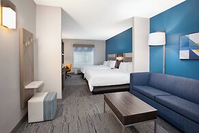 Holiday Inn Express Hotel & Suites Grand Rapids-North by IHG
