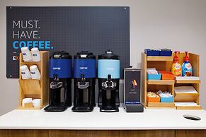 Holiday Inn Express Hotel & Suites Grand Rapids-North by IHG