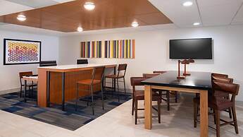 Holiday Inn Express Hotel & Suites Mount Pleasant by IHG