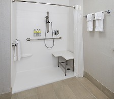 Holiday Inn Express Hotel & Suites Great Barrington by IHG