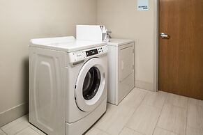 Holiday Inn Express Hotel & Suites Tampa-Anderson Rd/Veteran by IHG