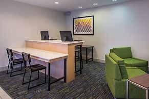 Holiday Inn Express Hotel & Suites Tampa-Anderson Rd/Veteran by IHG