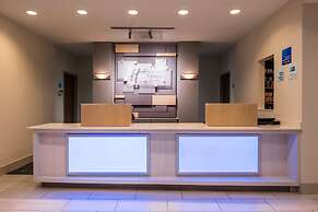 Holiday Inn Express Hotel & Suites Tampa-Anderson Rd/Veteran by IHG