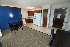 Holiday Inn Express Hotel & Suites Grand Forks by IHG