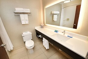 Holiday Inn Express Hotel & Suites Grand Forks by IHG
