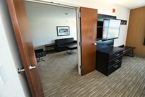 Holiday Inn Express Hotel & Suites Grand Forks by IHG