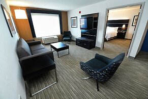 Holiday Inn Express Hotel & Suites Grand Forks by IHG