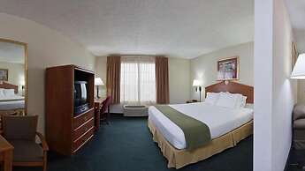 Holiday Inn Express & Suites Vinita by IHG