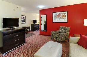 Holiday Inn Express & Suites Vinita by IHG