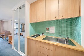 Oaks The Entrance Waterfront Suites