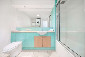 Oaks The Entrance Waterfront Suites