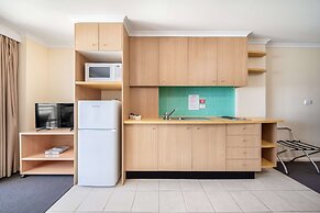 Oaks The Entrance Waterfront Suites