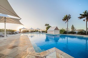 Oaks The Entrance Waterfront Suites