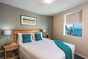 Oaks The Entrance Waterfront Suites