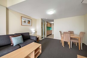 Oaks The Entrance Waterfront Suites