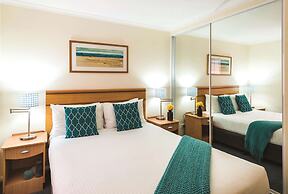 Oaks The Entrance Waterfront Suites