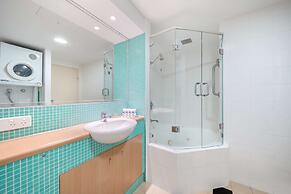 Oaks The Entrance Waterfront Suites