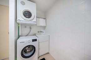 Oaks The Entrance Waterfront Suites