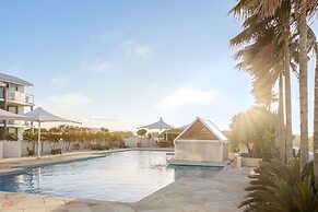 Oaks The Entrance Waterfront Suites