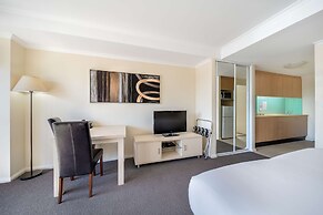 Oaks The Entrance Waterfront Suites