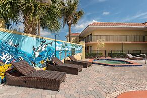 Clarion Inn & Suites Kissimmee-Lake Buena Vista South