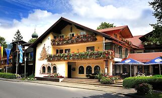 Landhotel Böld and Restaurant Uhrmacher Oberammergau