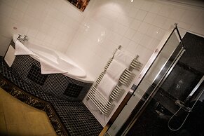 Little Haven Hotel On The Beach