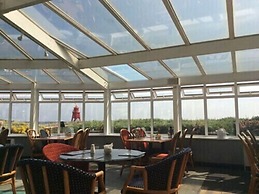 Little Haven Hotel On The Beach