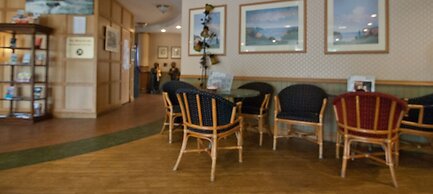 Little Haven Hotel On The Beach