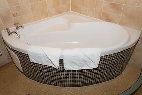 Little Haven Hotel On The Beach