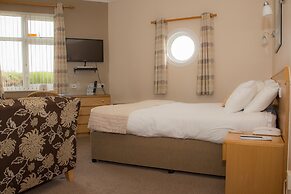 Little Haven Hotel On The Beach