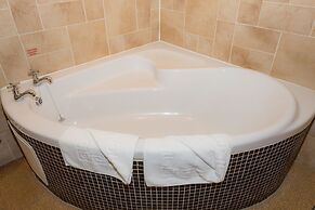 Little Haven Hotel On The Beach